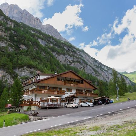 Hotel & Ristorante Baita Dovich Malga Ciapela Dış mekan fotoğraf