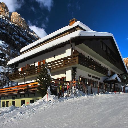 Hotel & Ristorante Baita Dovich Malga Ciapela Dış mekan fotoğraf